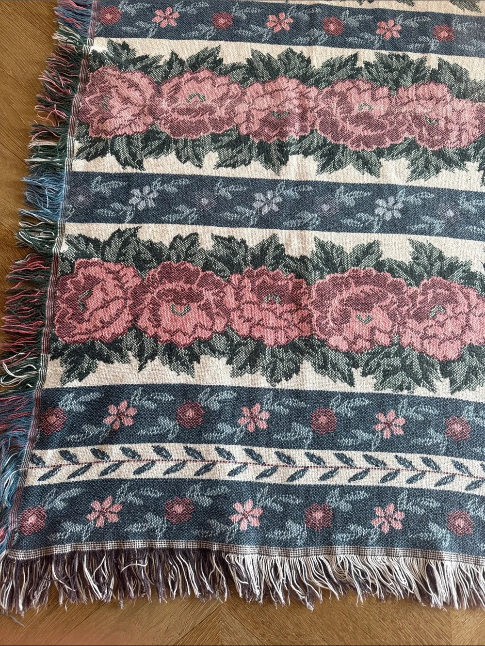 90s Floral Woven Tapestry Blanket